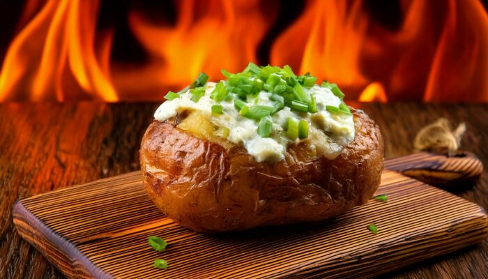 Pomme de terre à la braise galinha